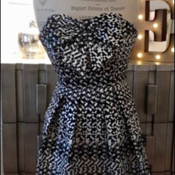 Anthropologie Eva Franco Strapless Dress Metallic - Picture 3 of 7